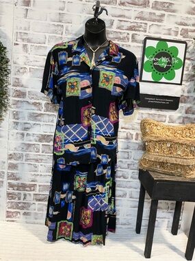 Vintage Two-Piece Black Floral Graphic Button-Up vacation Set